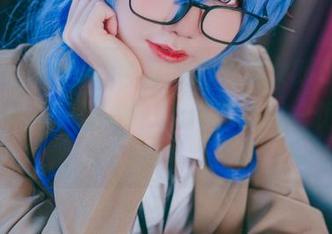 Sally Dorasnow的最新兔女郎作品集：NIKKEViper，为何不让人一饱眼福呢？